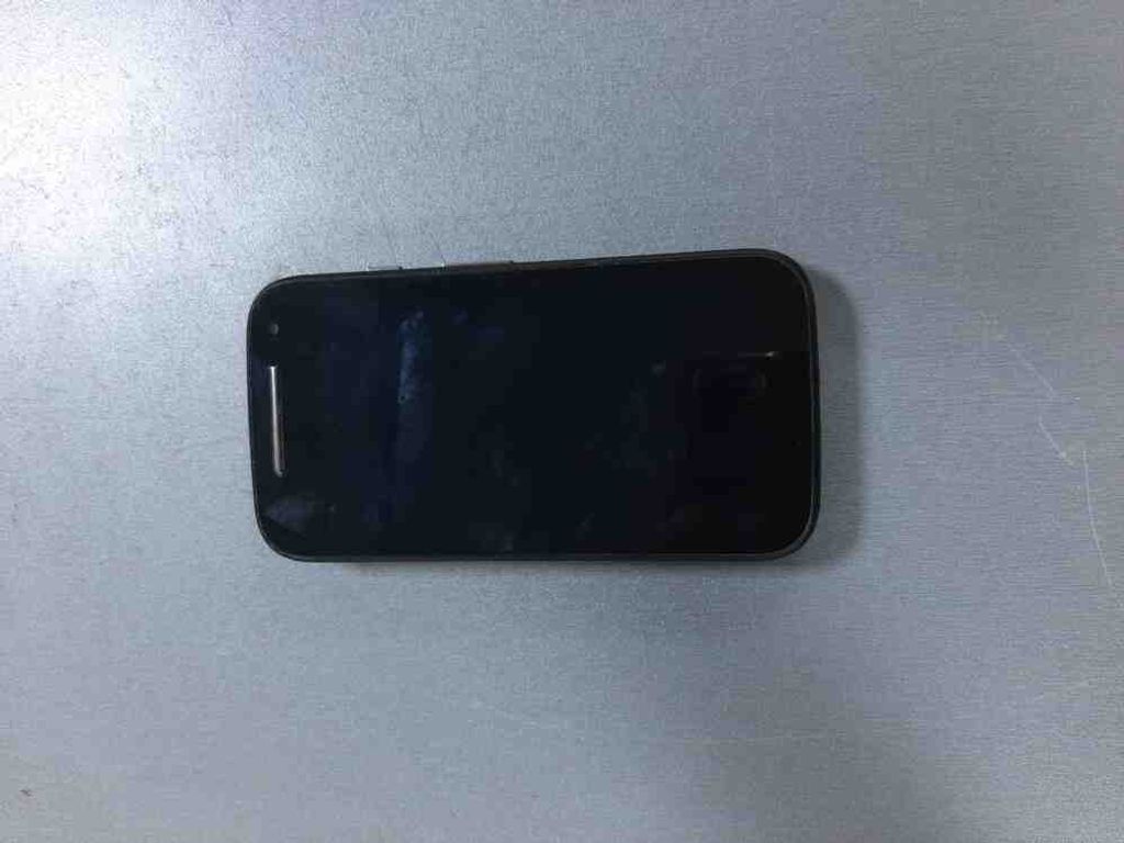 Motorola Moto E (Black)