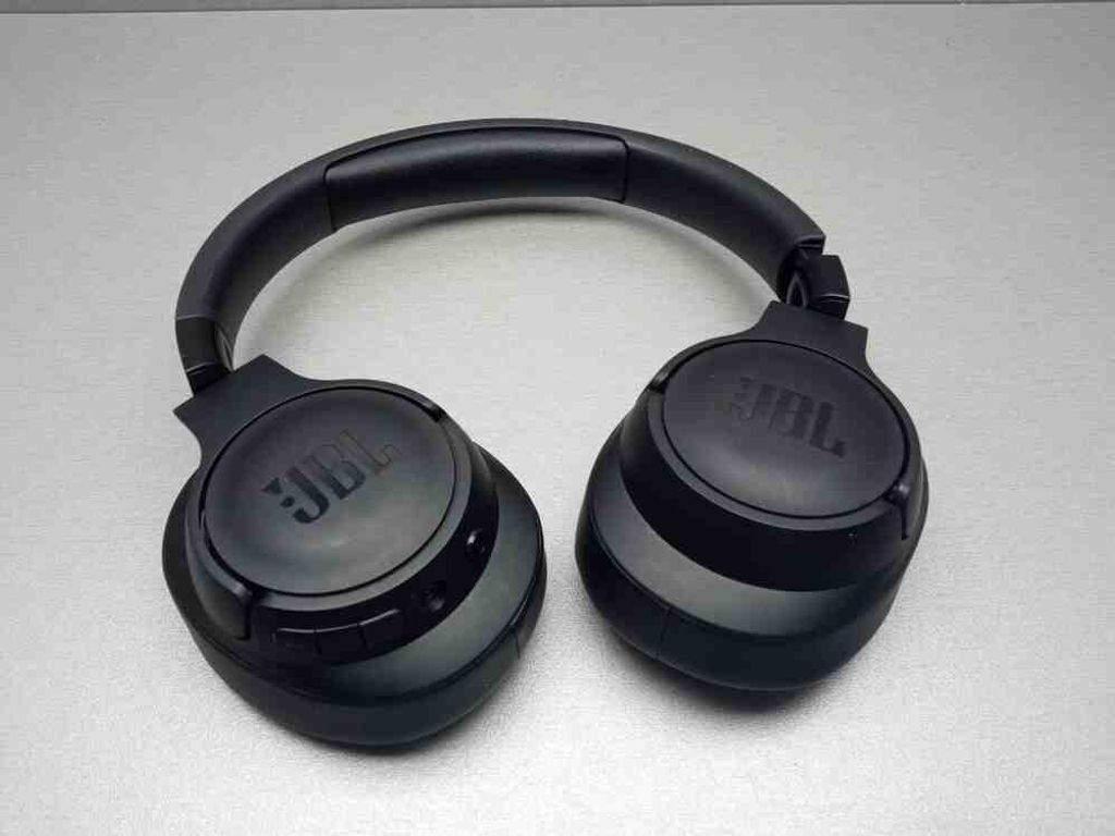 JBL Tune 700BT Black (JBLT700BTBLK)