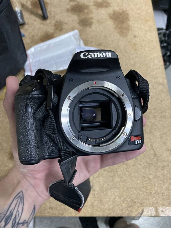 Canon eos 500d без объектива