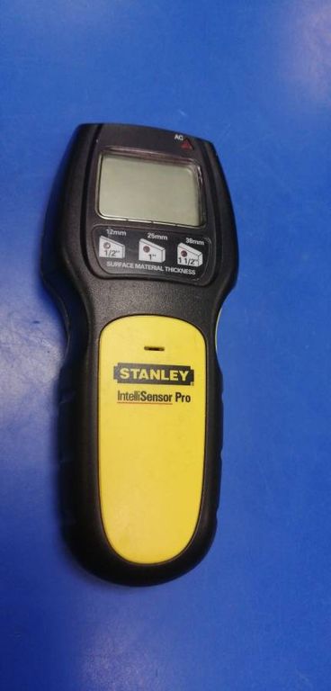 Stanley intelli sensor pro