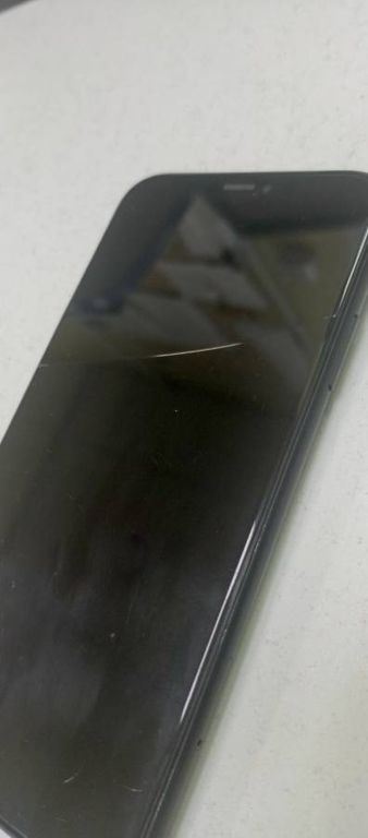 Apple iPhone XR 64GB Black (MRY42)