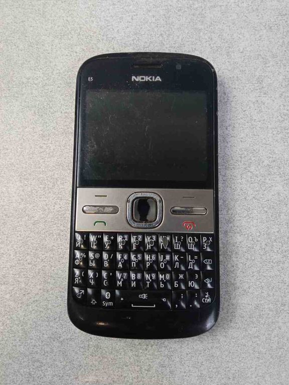 Nokia e5-00