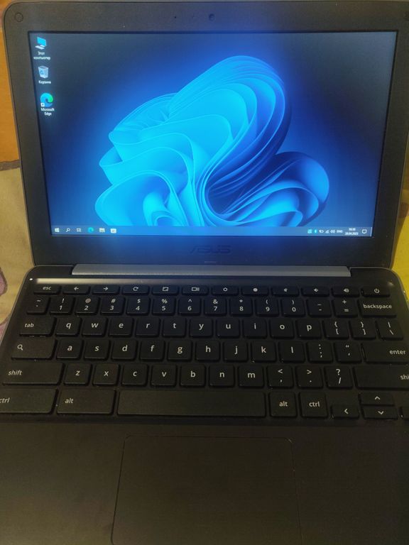 Ноутбук ASUS Windows C202S 2,6ghz ram4gb ssd16 USB32gb
