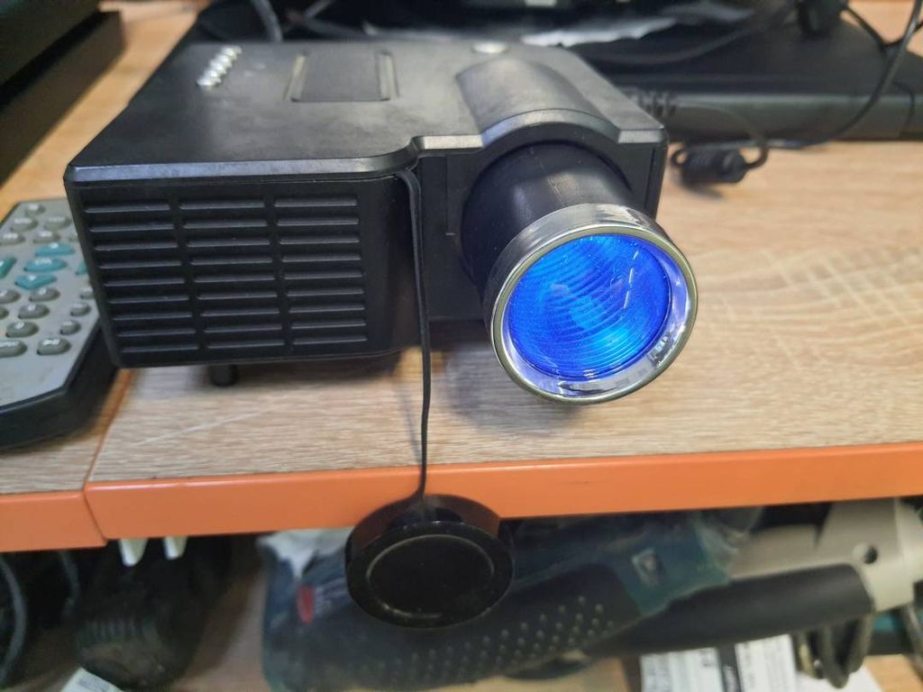 Led Projector rd802
