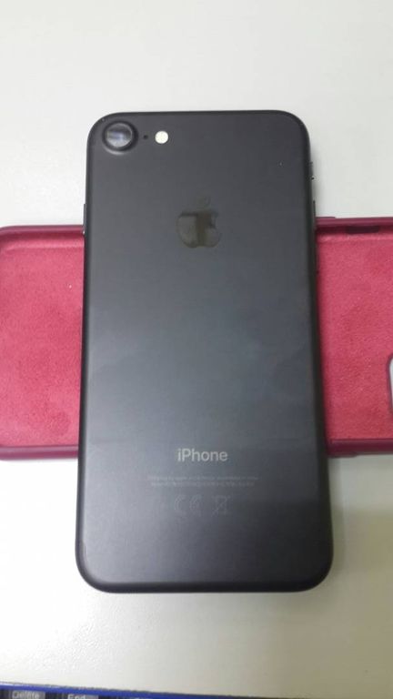 Apple iPhone 7 32GB Black (MN8X2)