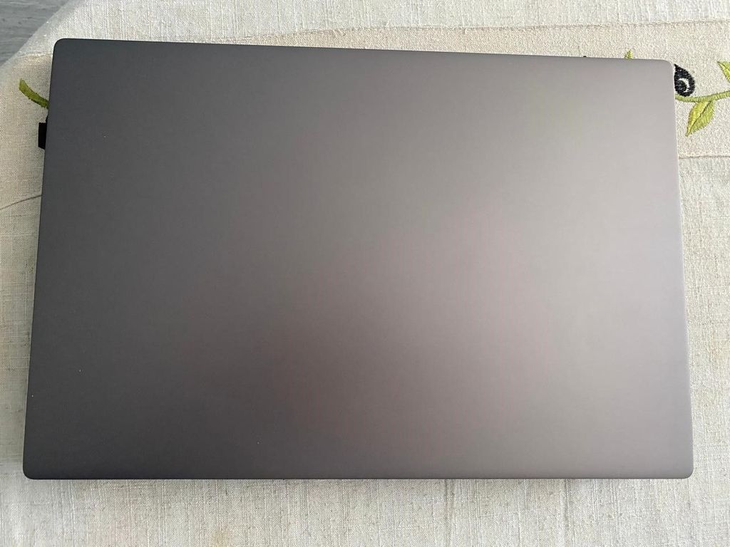 Продам ноутбук Xiaomi модель TM1701