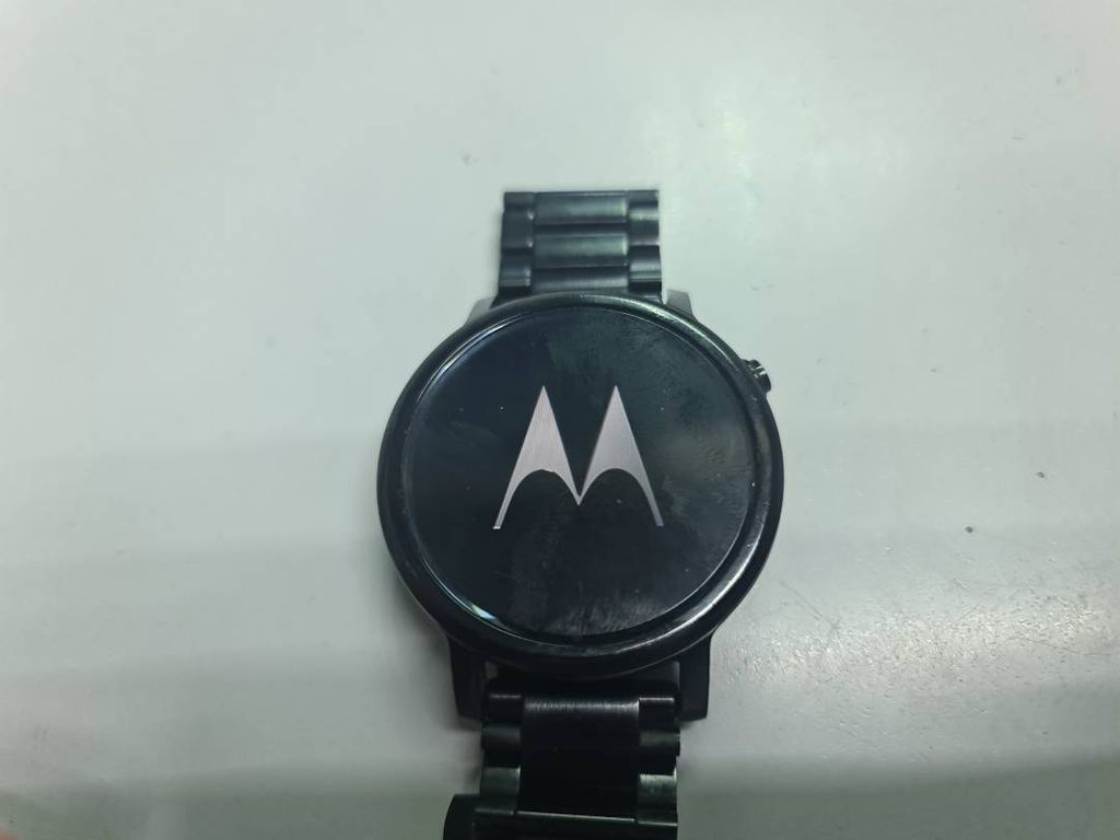 Motorola moto 360 1st gen.