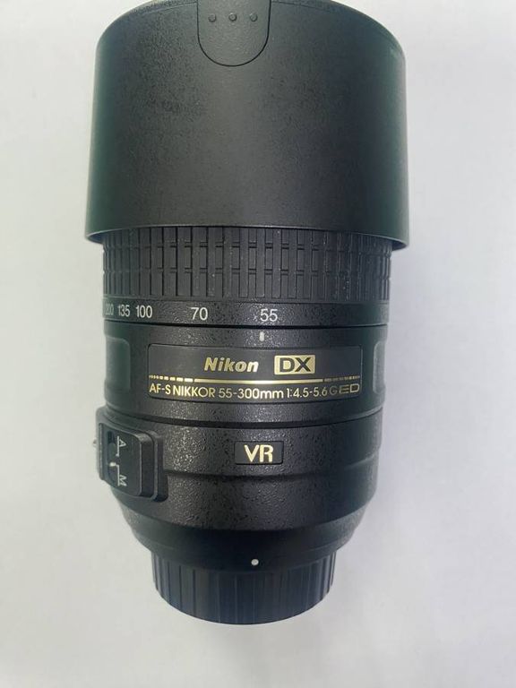 Nikon nikkor af-s 55-300mm f/4.5-5.6g ed vr dx