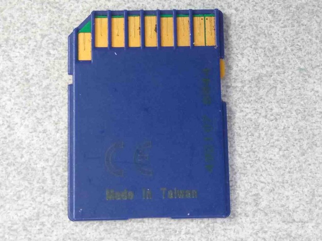 Hi-Rali 16 GB MicroSDHC Class 10 (HI-16GBSDCL10-00)