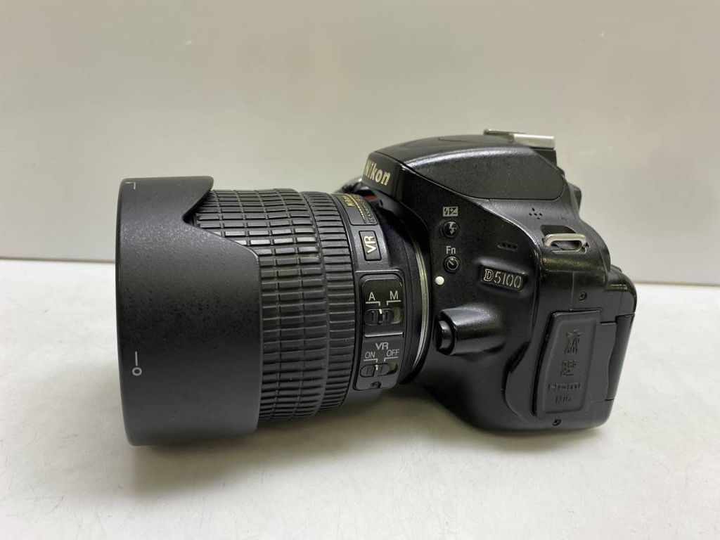 Nikon d5100 nikon nikkor af-s 18-105mm f/3.5-5.6g ed vr dx