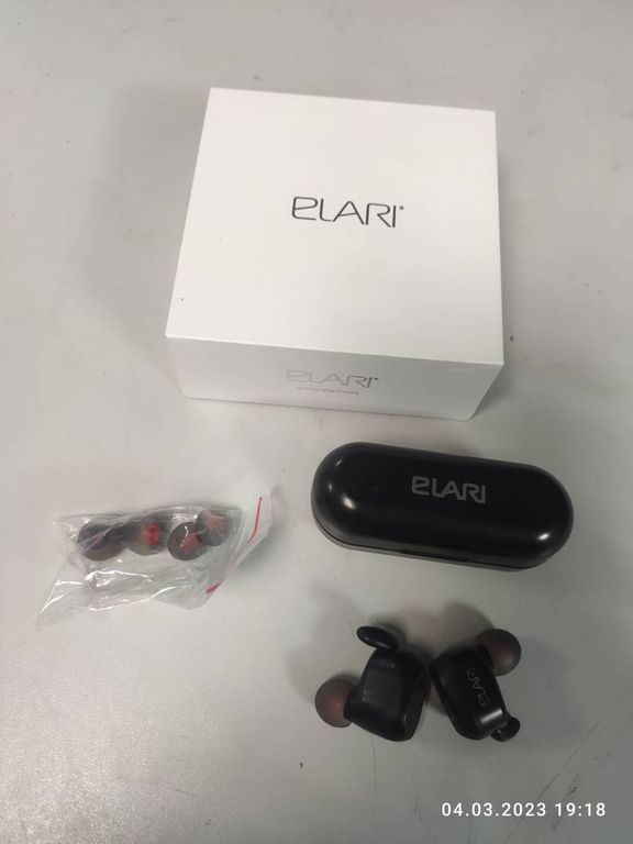 ELARI NanoPods Black (NPS-1)