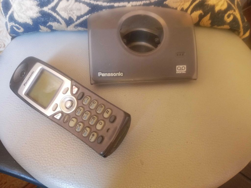 Радиотелефон Panasonic KX-TCD510RU с базой