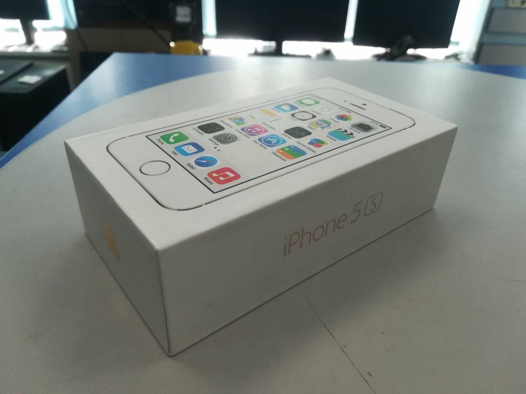 Apple iPhone 5S 32GB (Gold)