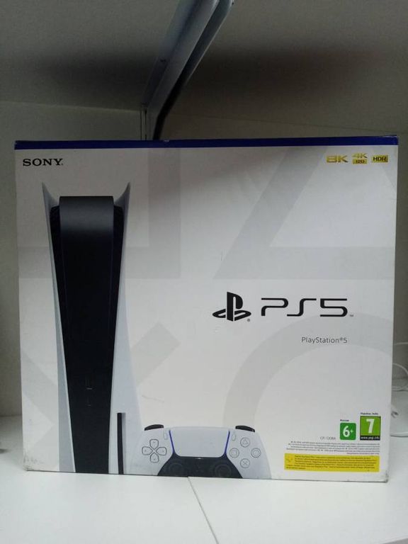 Sony PlayStation 5 825GB