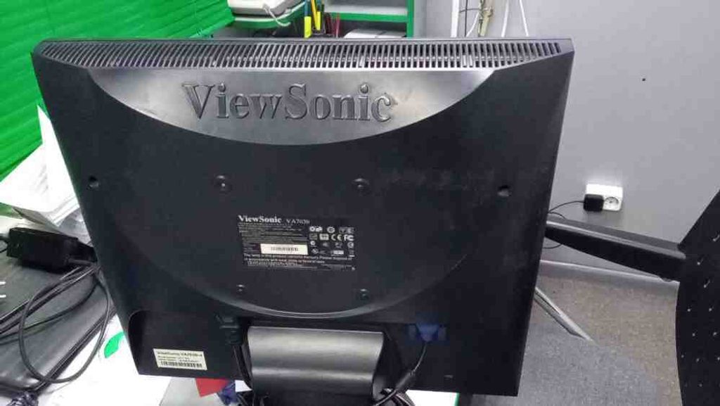Viewsonic VA703B