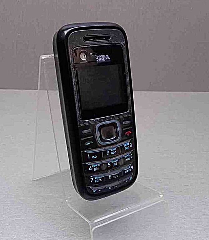 Nokia 1208 (rh-105)