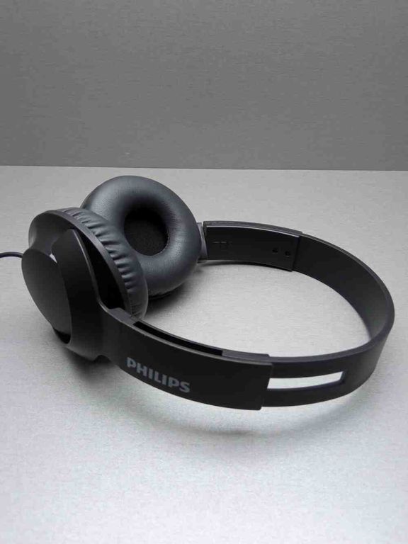 Philips SHL3075BK Black