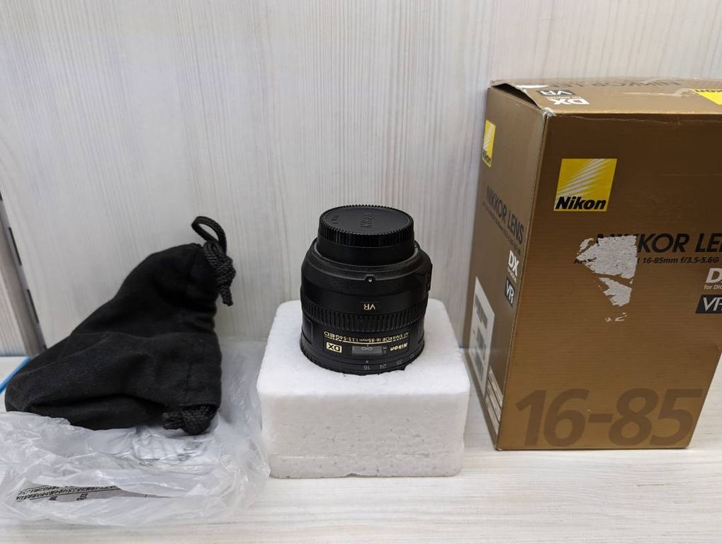 Nikon nikkor af-s 16-85mm f/3.5-5.6g ed vr dx