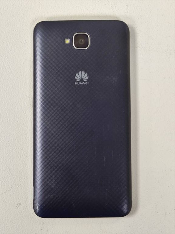 Huawei y6 pro (tit-u02)