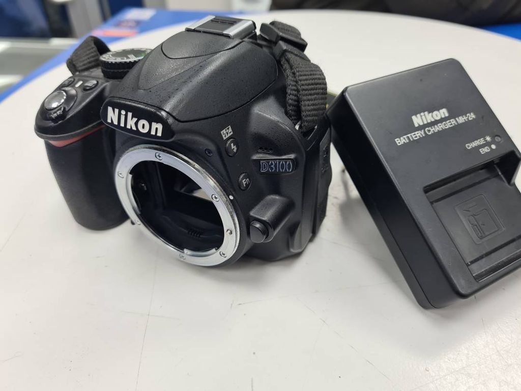 Nikon d3100 без объектива