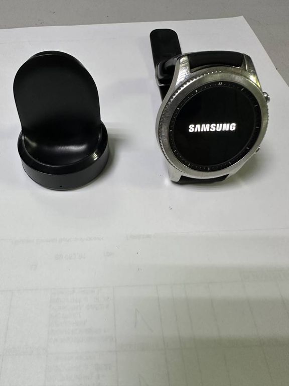 Samsung gear 3 sm-r775v