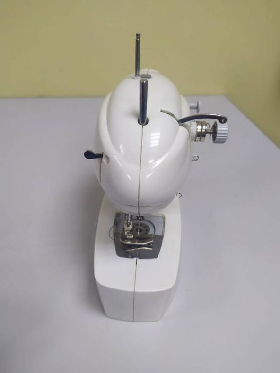 Mini Sewing Machine FHSM-203
