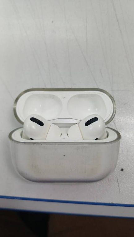 Apple airpods pro a2190,a2084+a2083 2019г