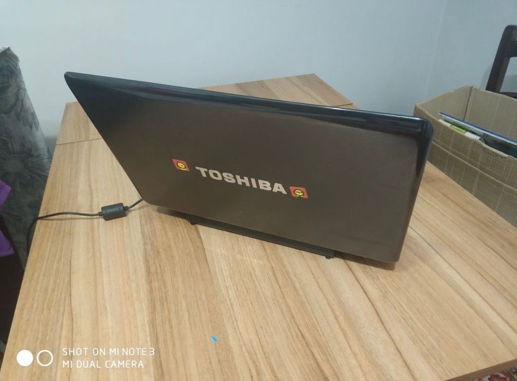 Toshiba Satellite A665-S6100X