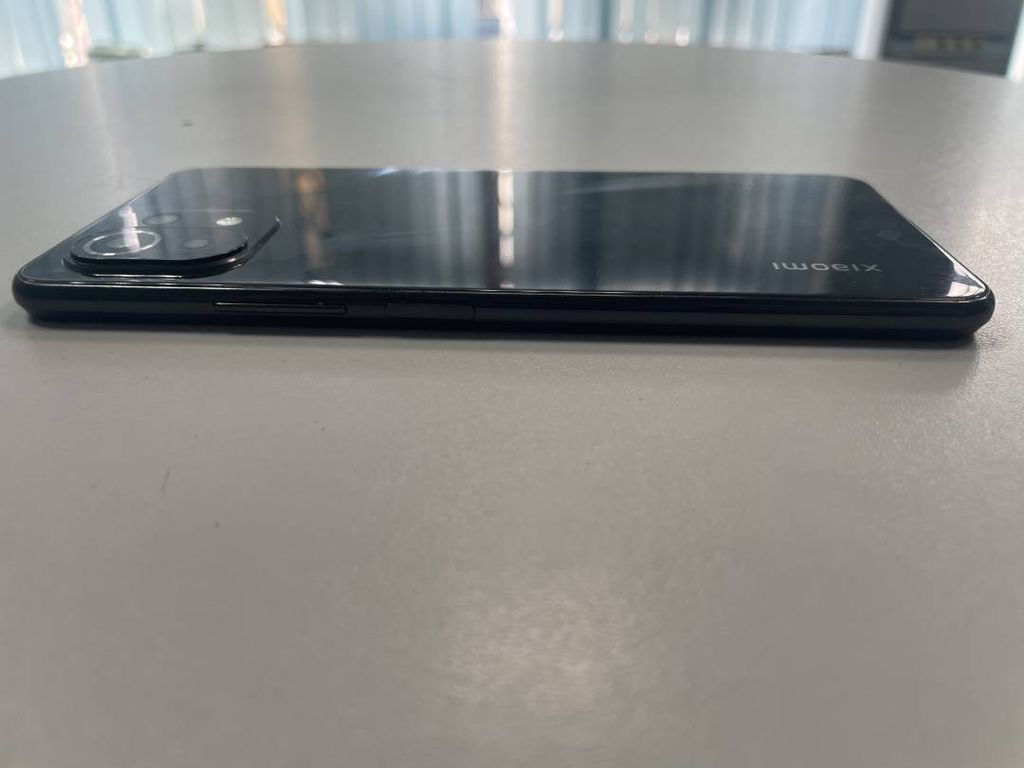 Xiaomi mi-11 lite 6/128gb