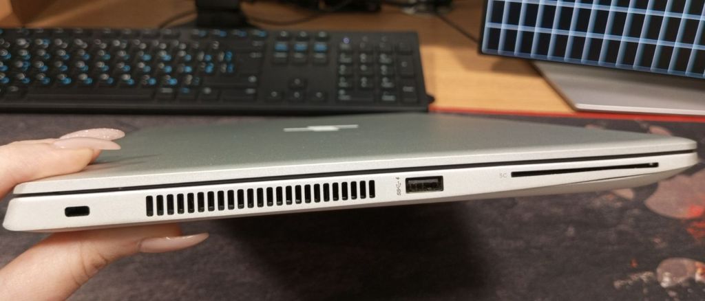 Ультрабук HP EliteBook 840 G5 14.0" FHD IPS 8/256 SSD Core I5-8 Gen!