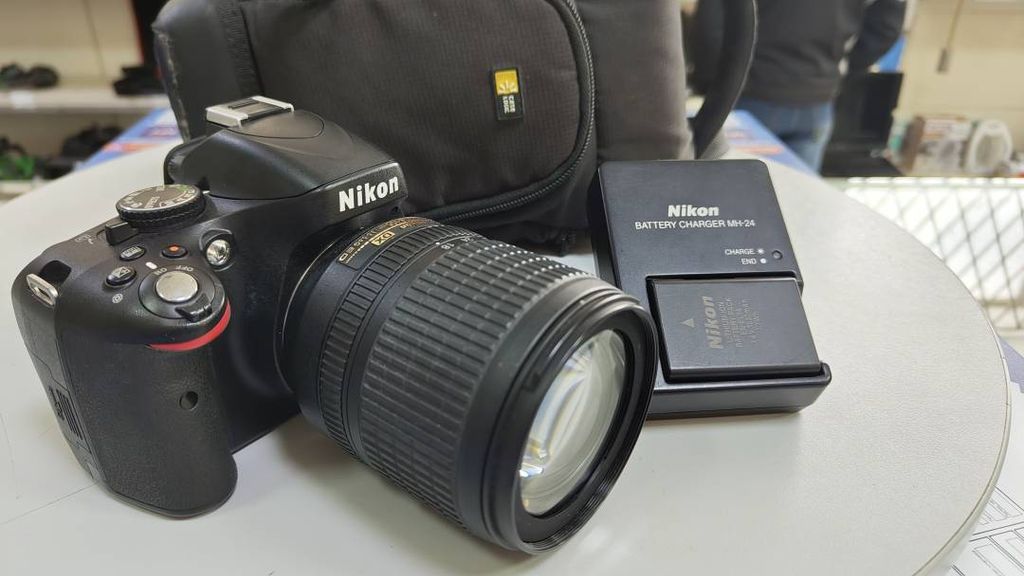 Nikon d5100 + af-s nikkor 18-105mm 1:3.5-5.6g ed vr dx