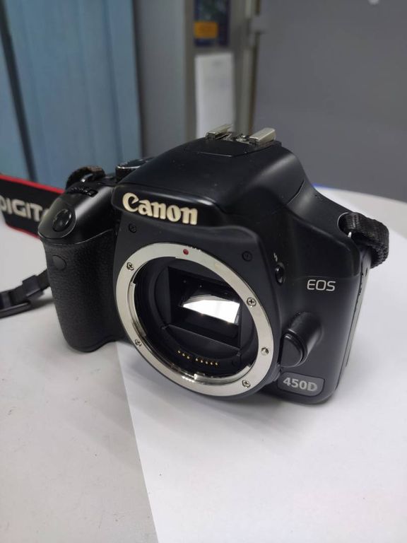 Canon eos 450d без объектива