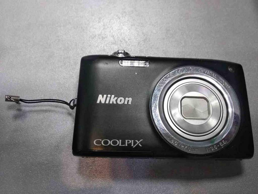  Nikon Coolpix S2700